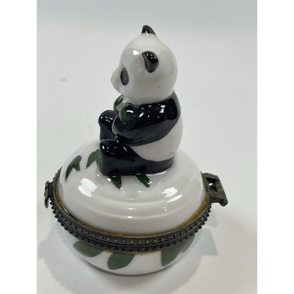 Panda Bear  Trinket‎ Box  Porcelain Hinged Hand Painted - Picture 6 of 13